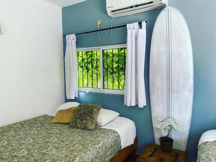 מזטלן Wandering Monkey Guesthouse מראה חיצוני תמונה